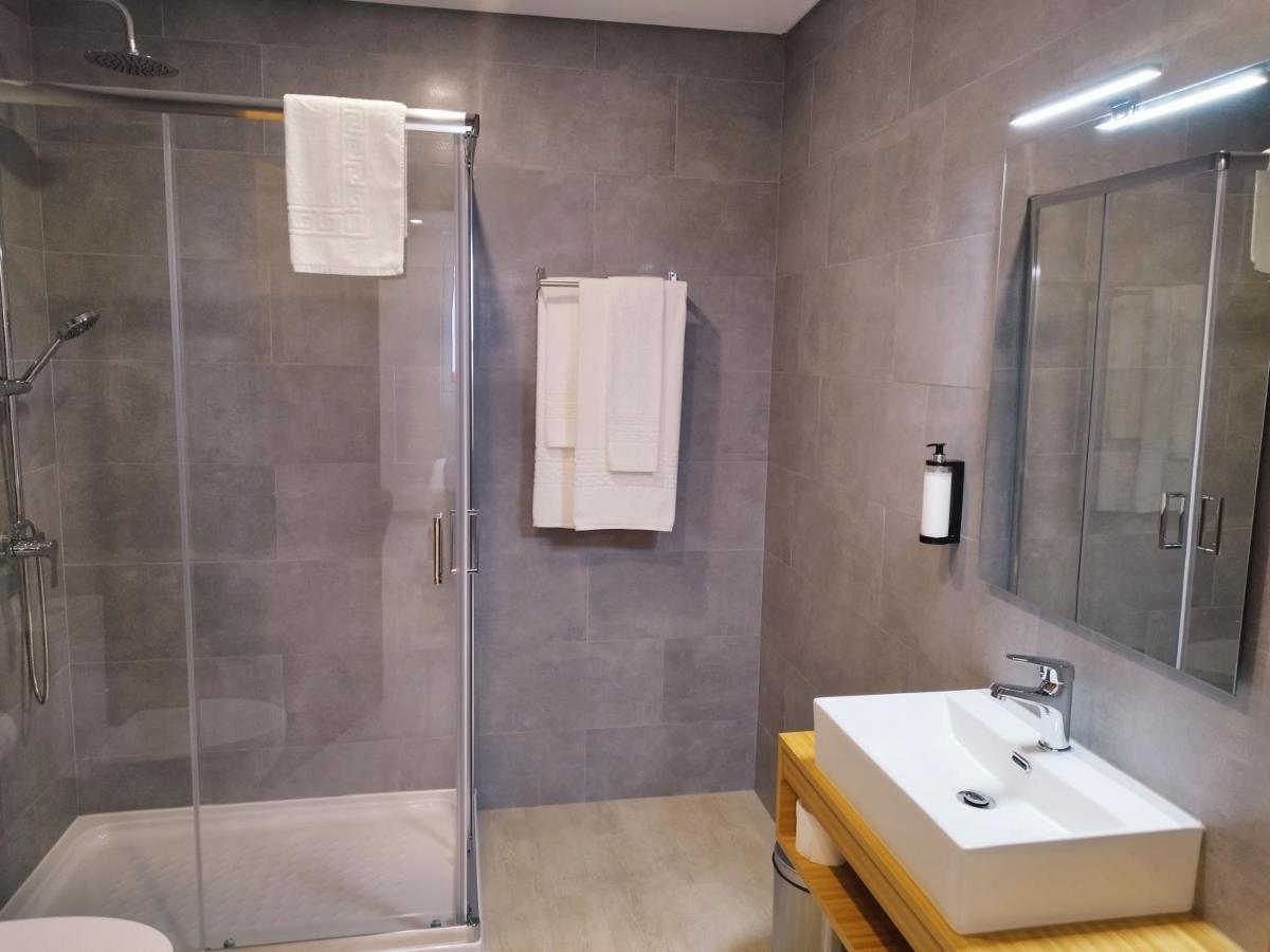Santa Alegria Hostel Понта-Делгада Екстер'єр фото